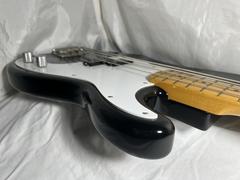 Fender PB57
